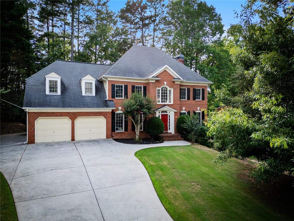 Listing photo 1