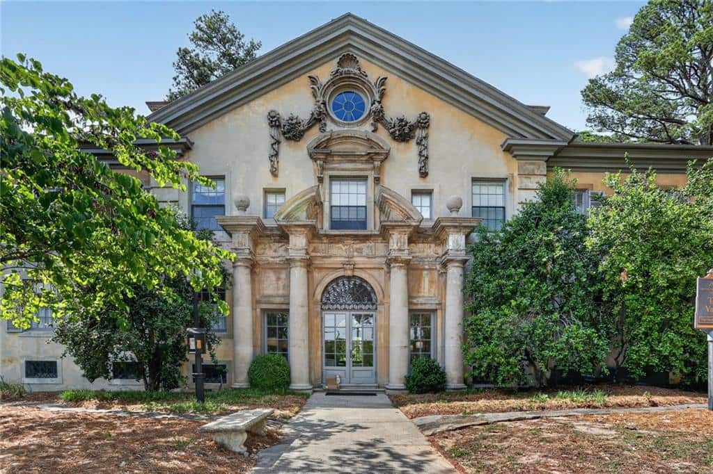 Listing photo 1