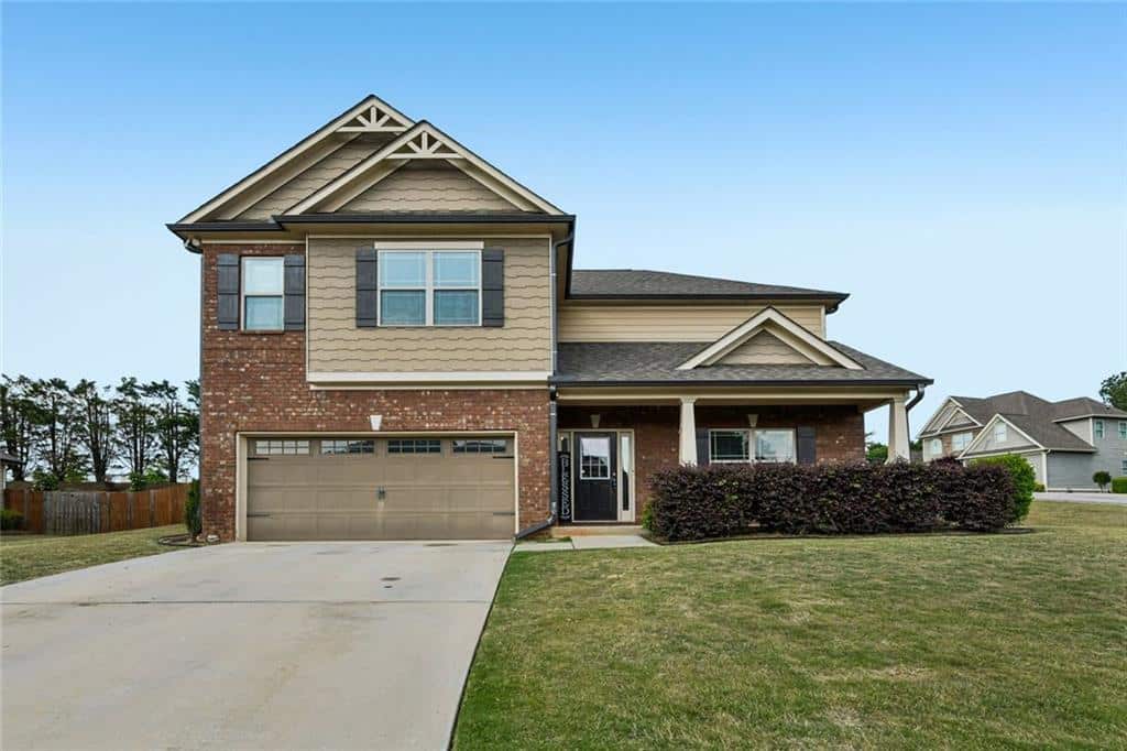 Listing photo 1