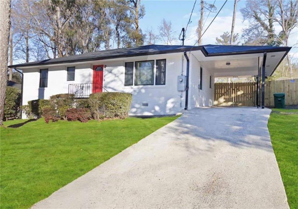 Listing photo 1