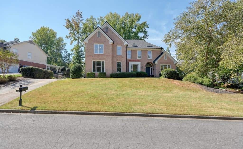 Listing photo 1