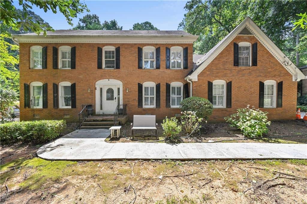 Listing photo 1
