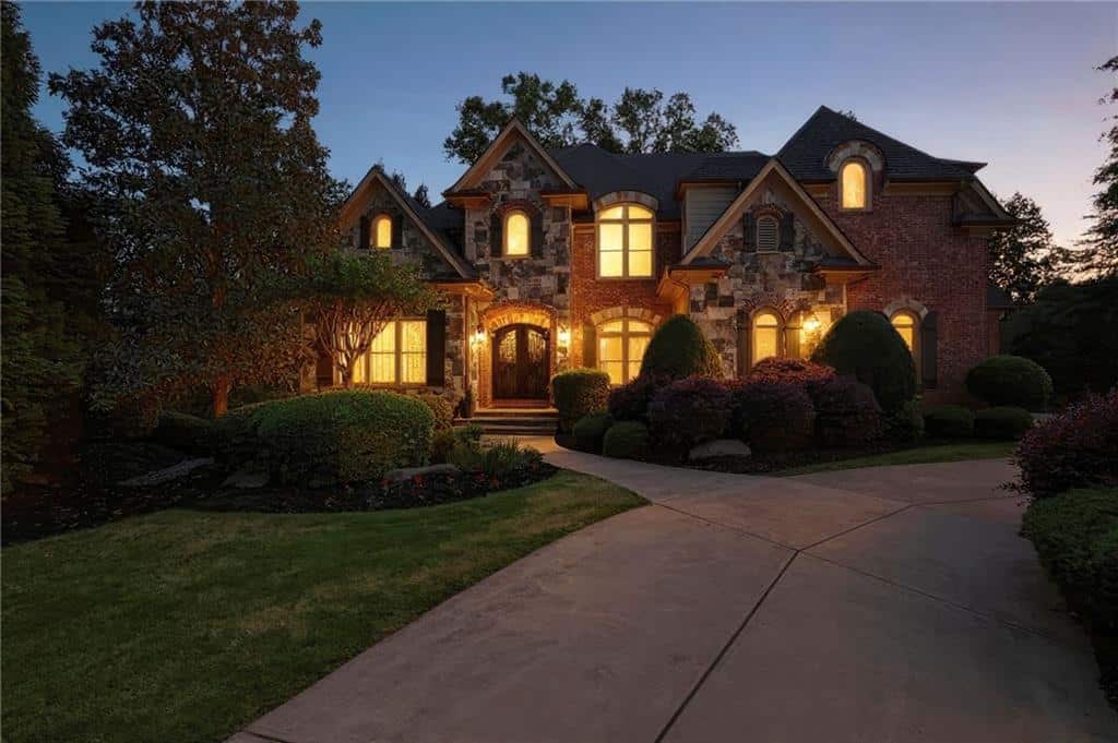 Listing photo 1