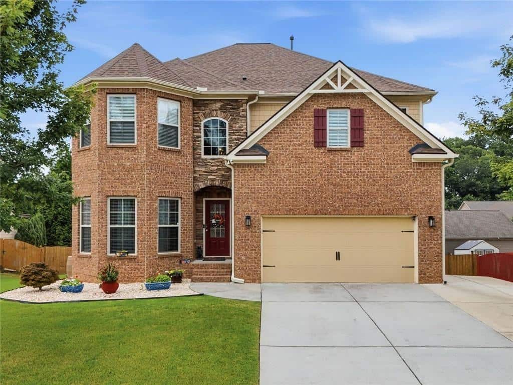 Listing photo 1