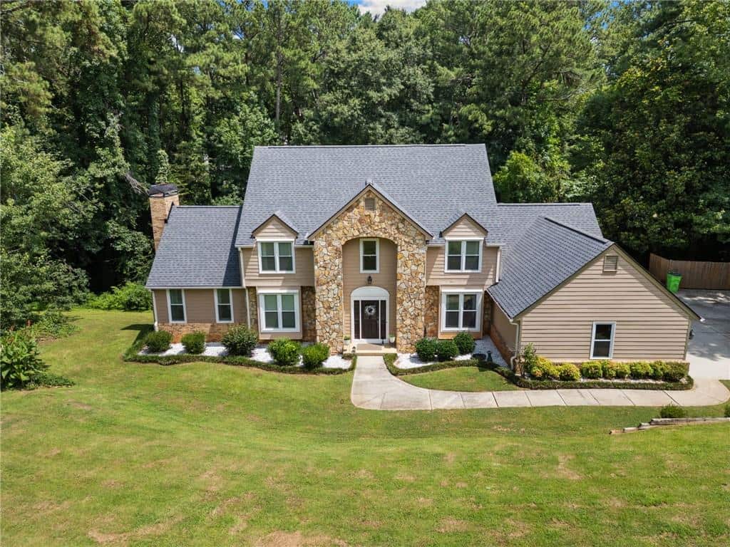 Listing photo 1