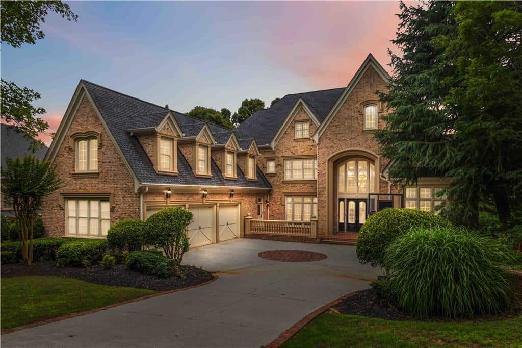 Listing photo 1