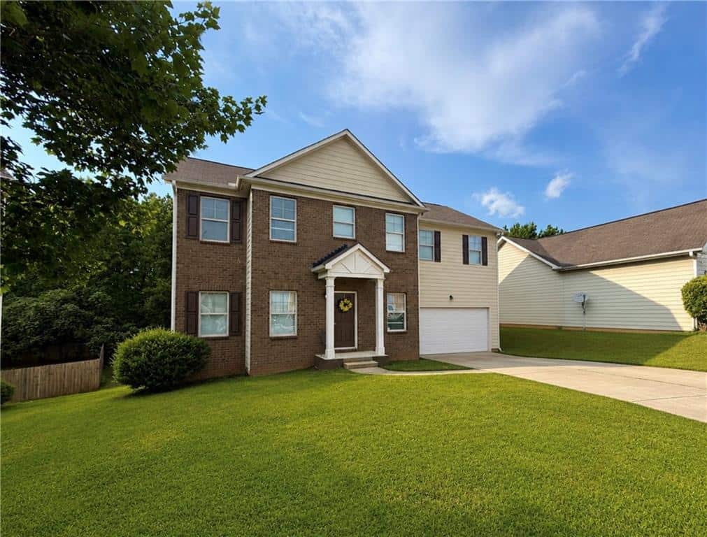 Listing photo 1