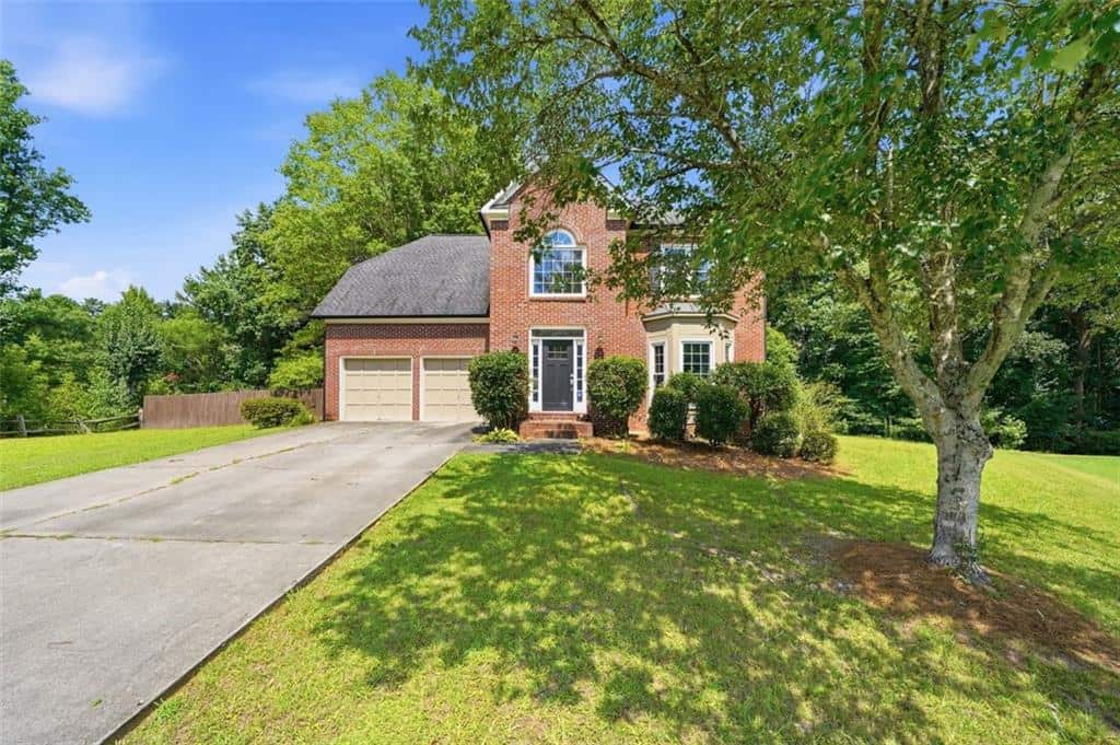 Listing photo 1