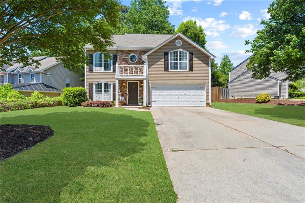 Listing photo 1