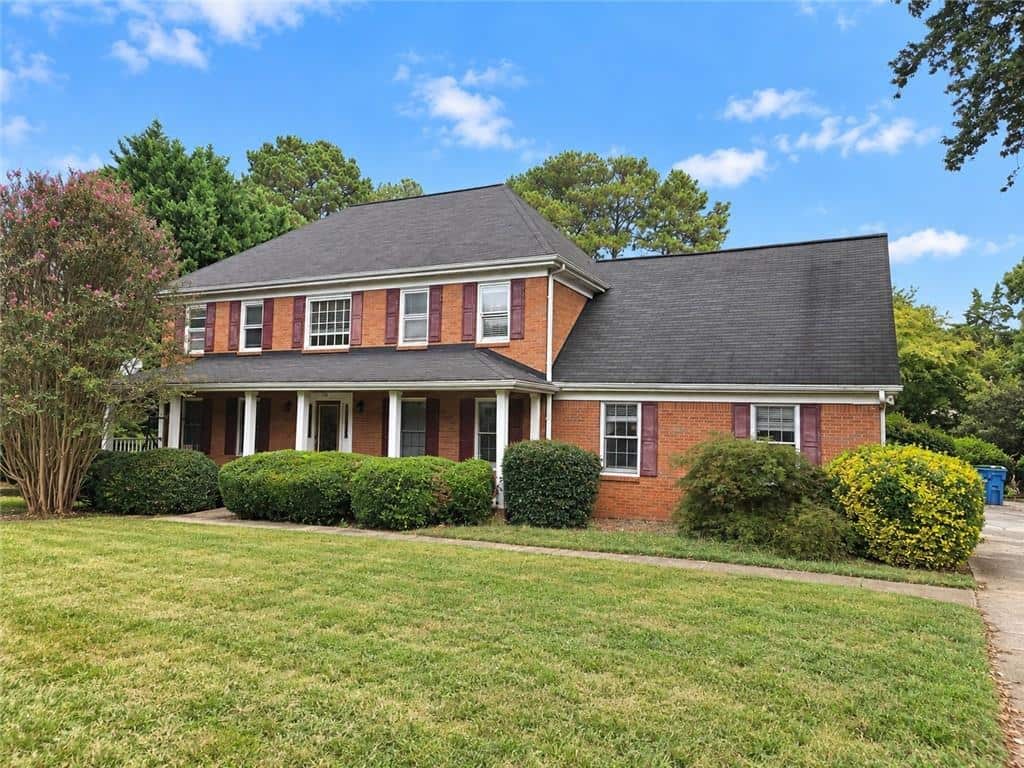 Listing photo 1