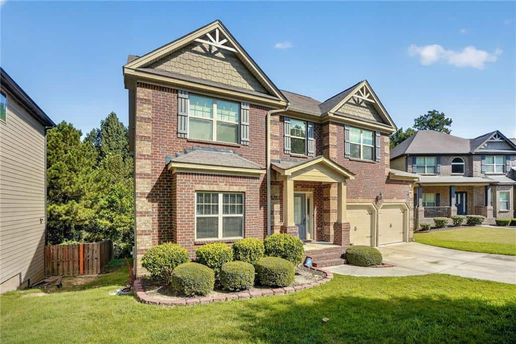 Listing photo 1