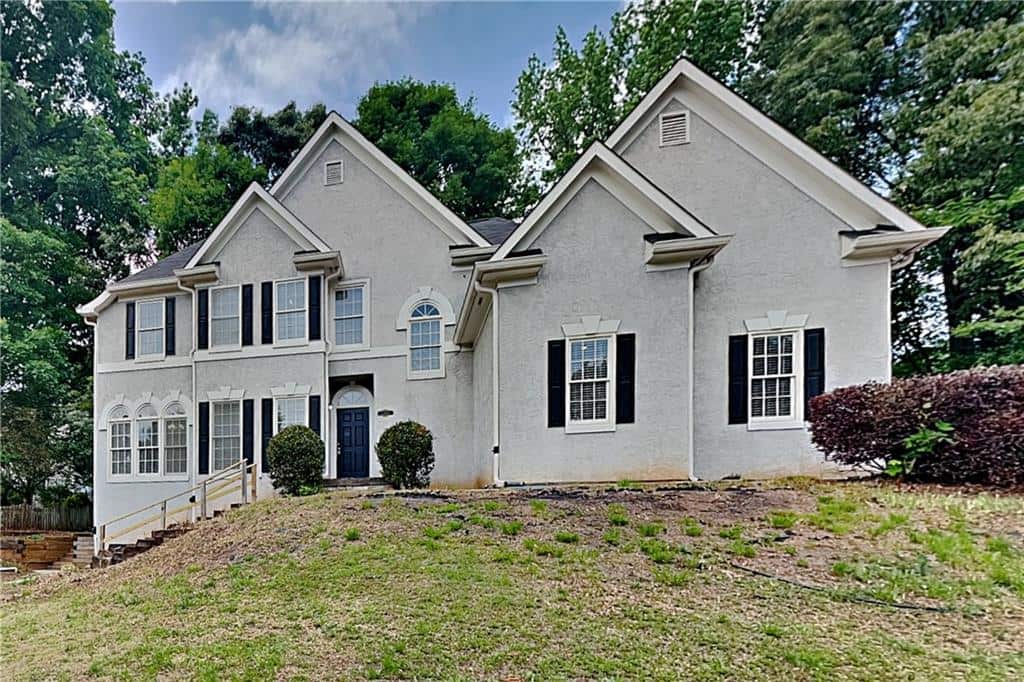 Listing photo 1