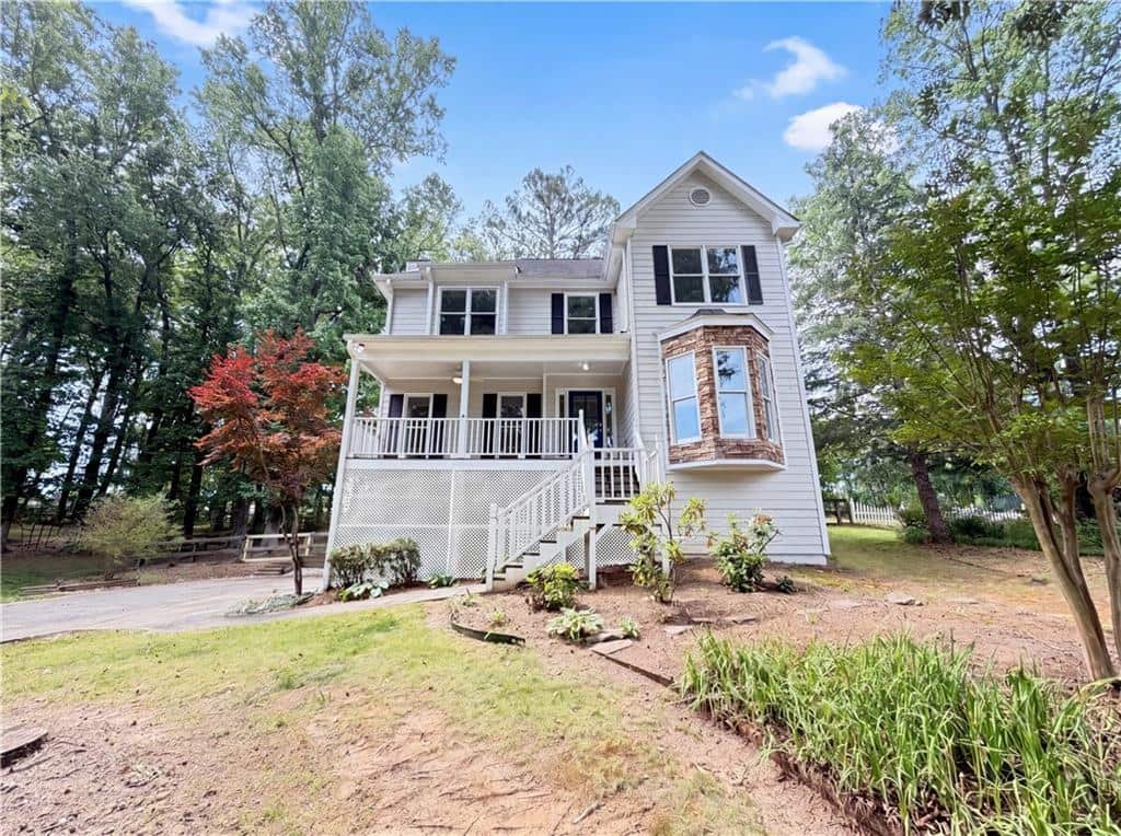 Listing photo 1
