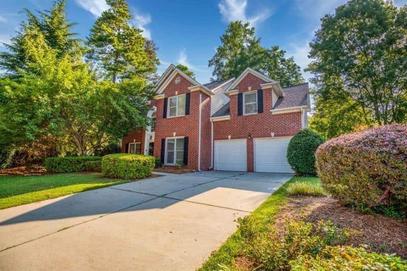 Listing photo 1