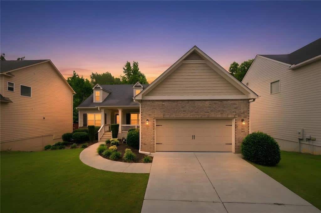 Listing photo 1