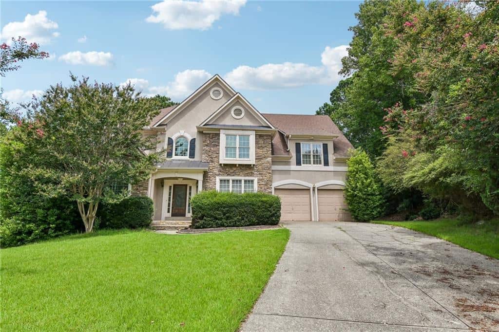 Listing photo 1