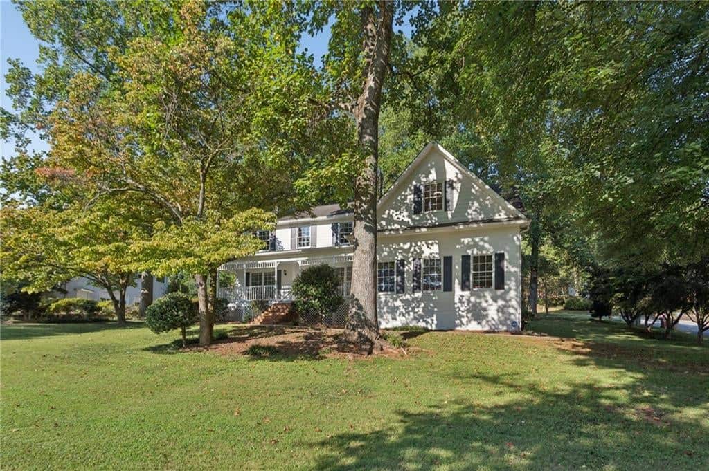 Listing photo 1