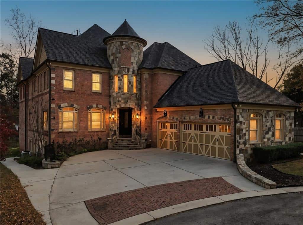 Listing photo 1