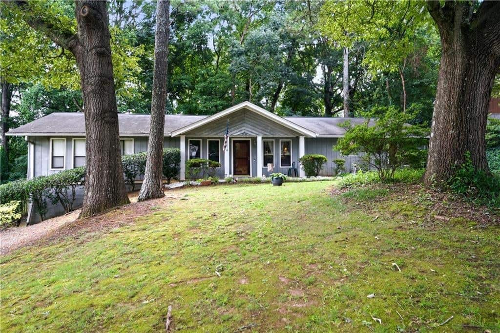 Listing photo 1