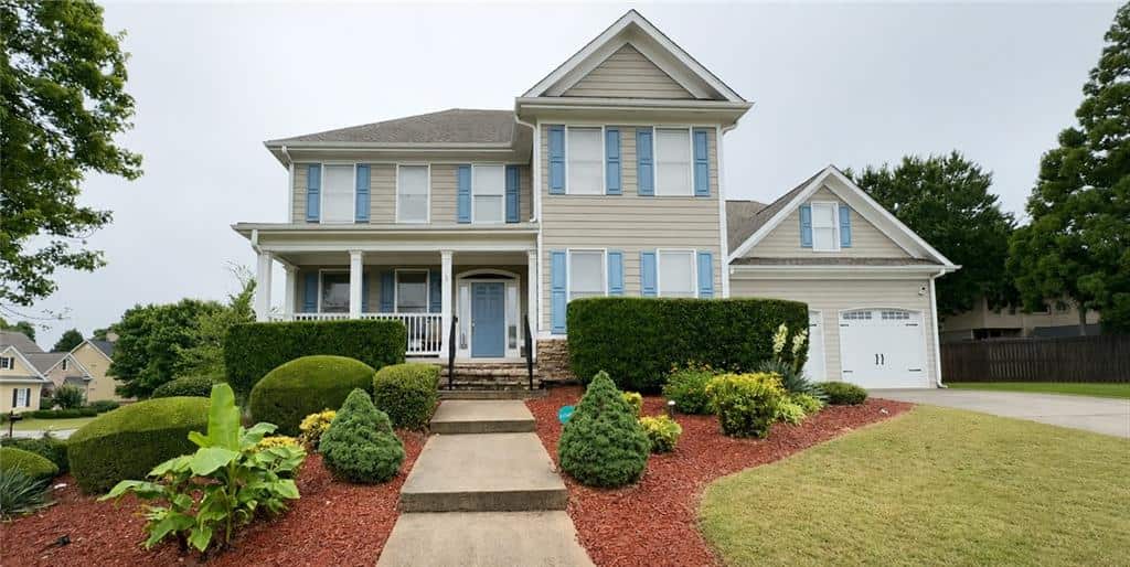Listing photo 1