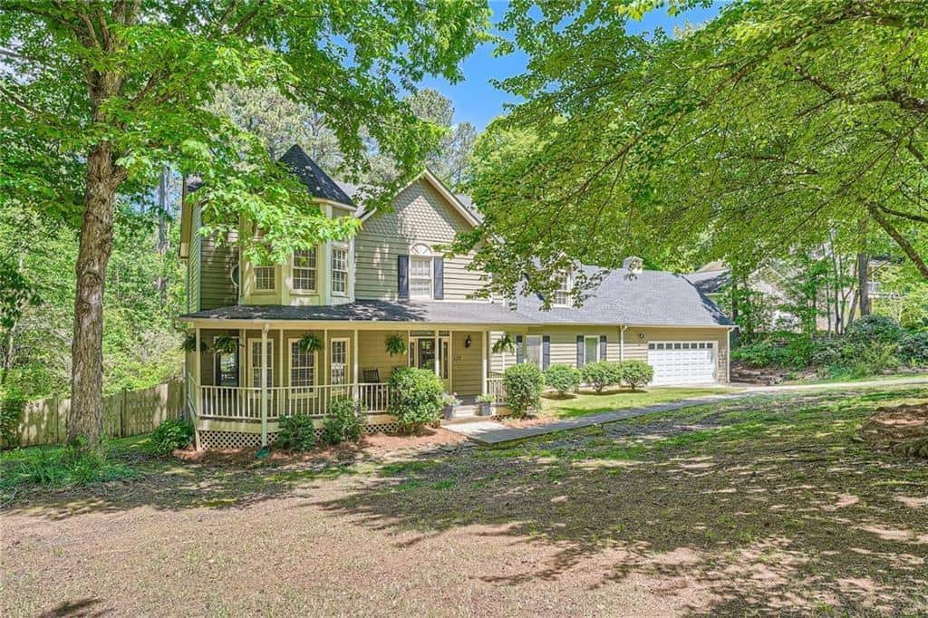 Listing photo 1