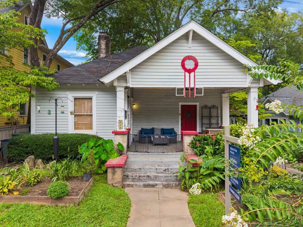 Listing photo 1