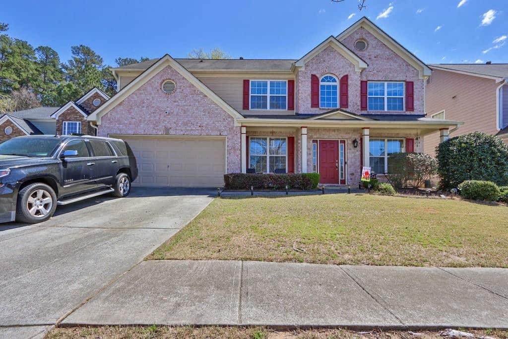 Listing photo 1