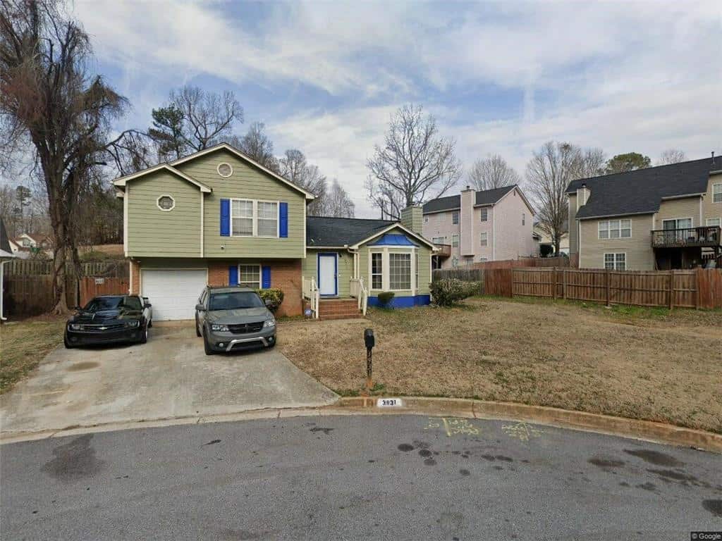 Listing photo 1