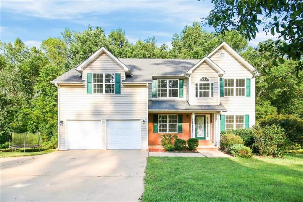 Listing photo 1