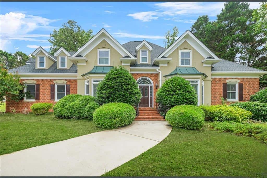 Listing photo 1