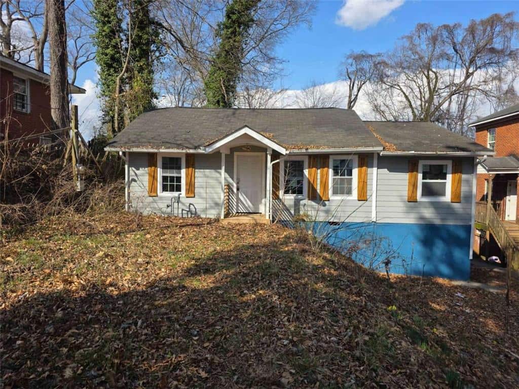 Listing photo 1