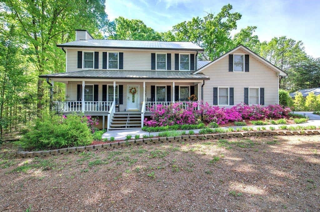 Listing photo 1
