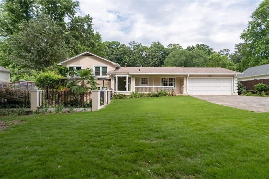 Listing photo 1