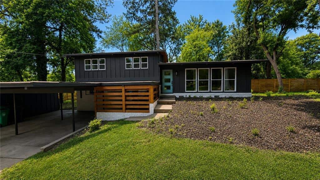 Listing photo 1