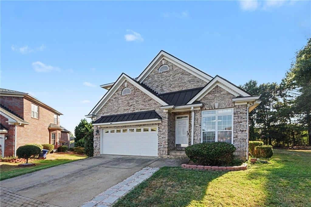 Listing photo 1