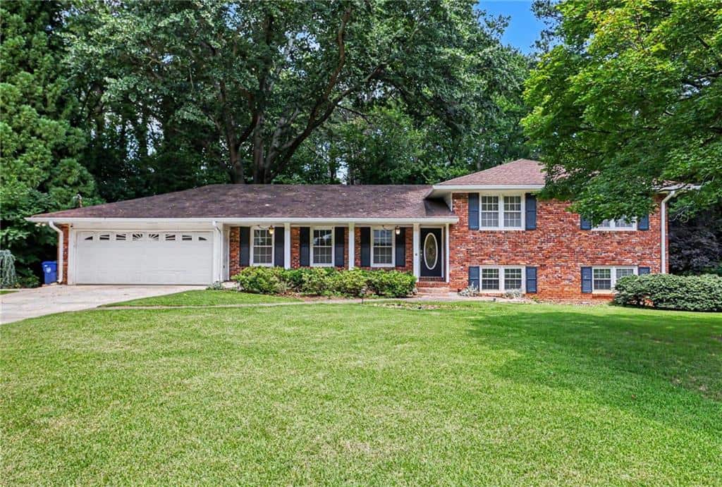 Listing photo 1