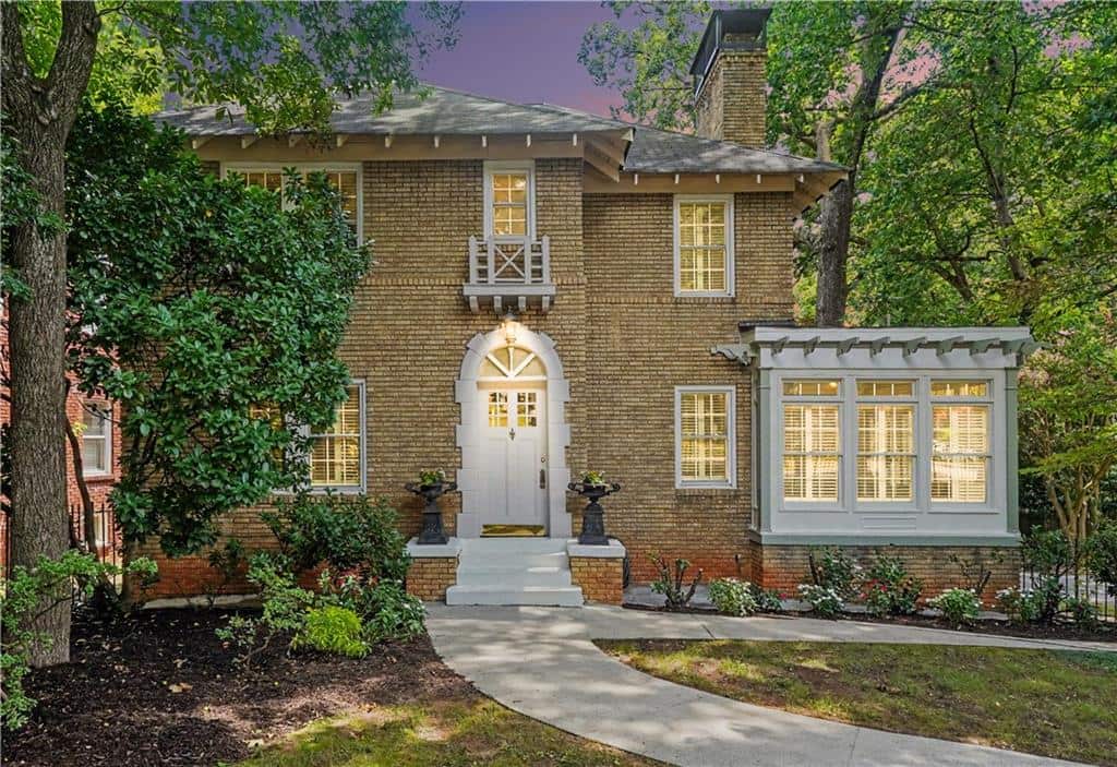 Listing photo 1