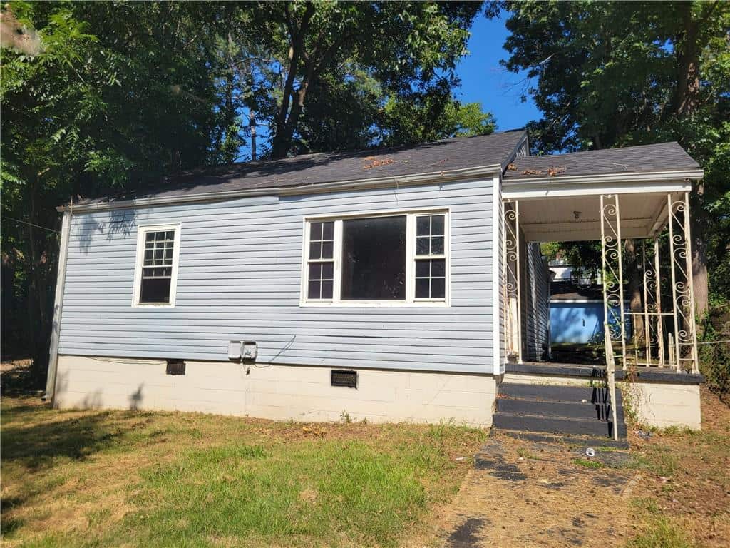 Listing photo 1