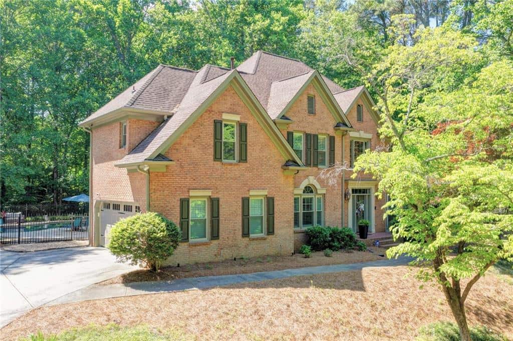 Listing photo 1