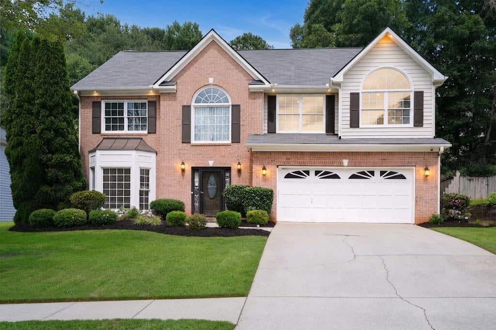 Listing photo 1
