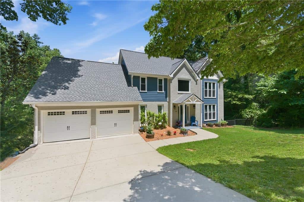 Listing photo 1