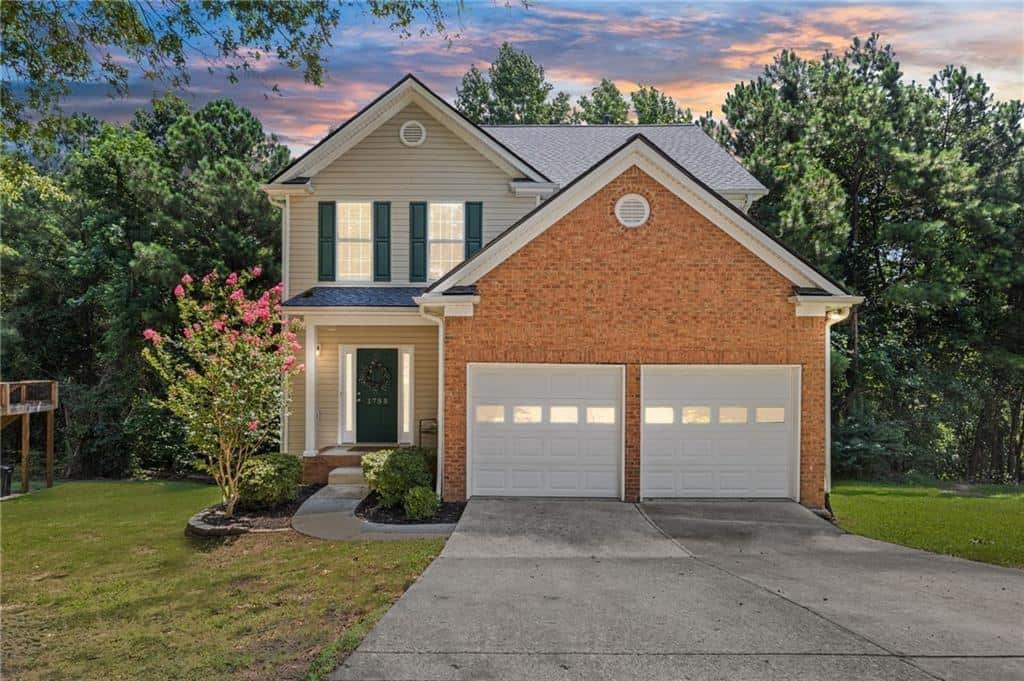 Listing photo 1