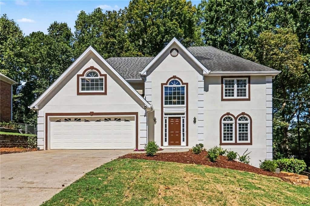 Listing photo 1