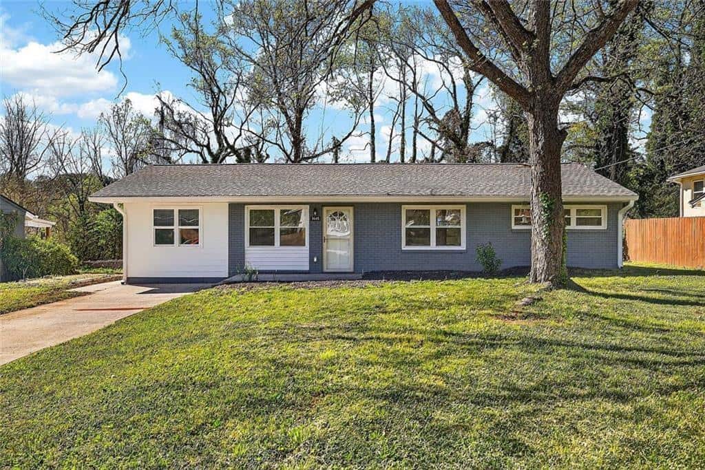 Listing photo 1