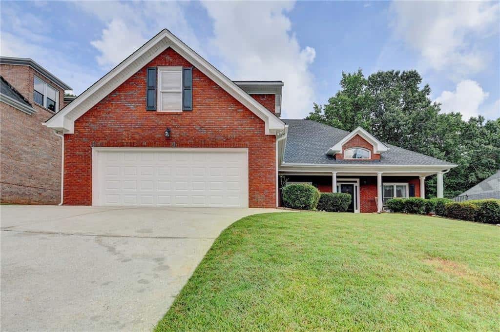 Listing photo 1