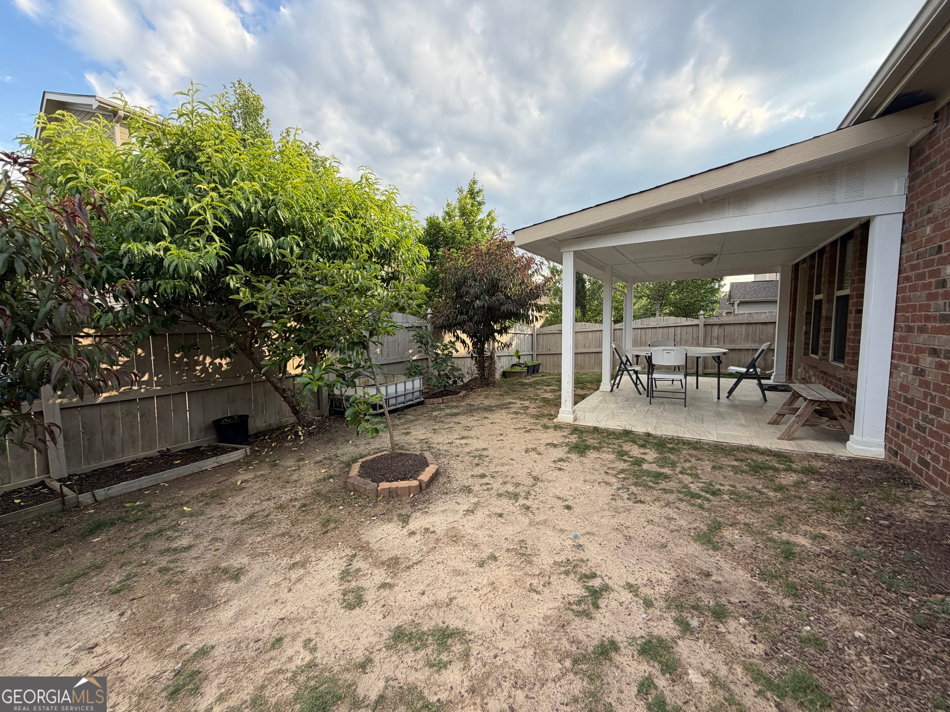 Listing photo 6